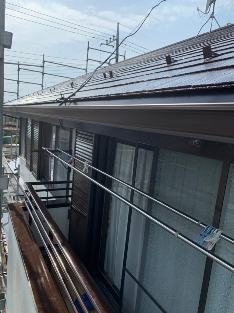 行田市西新町　外壁屋根塗装　もうすぐ完成です！