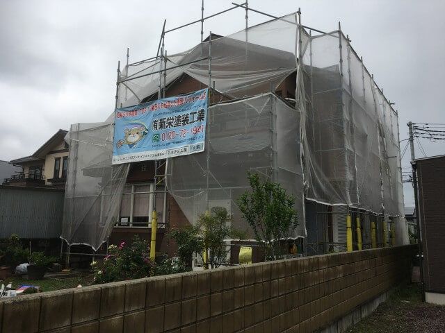 本庄市柏　外壁屋根塗装・雨樋交換工事　着工！