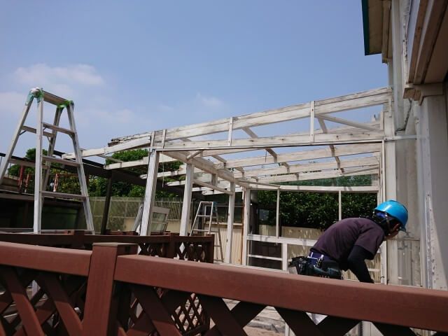 熊谷市 下奈良 サンルームのリフォーム施工中