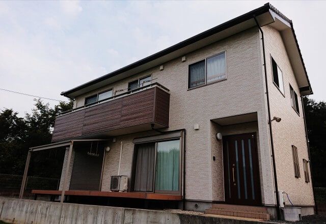 熊谷市 楊井 外壁塗装施工中