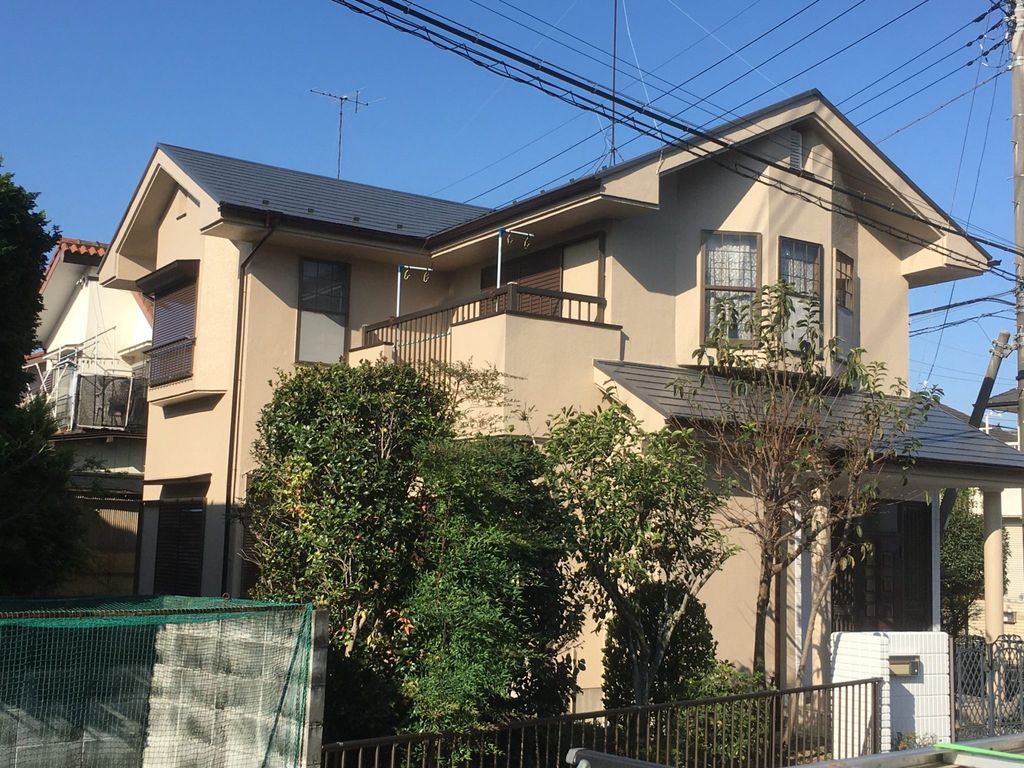 熊谷市上須戸の外壁塗装施工中