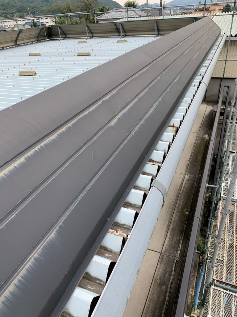 桐生市梅田での外壁塗装施工中