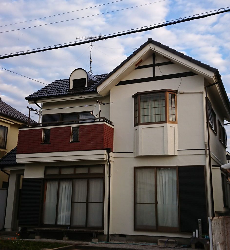 熊谷市葛和田の外壁塗装施工中