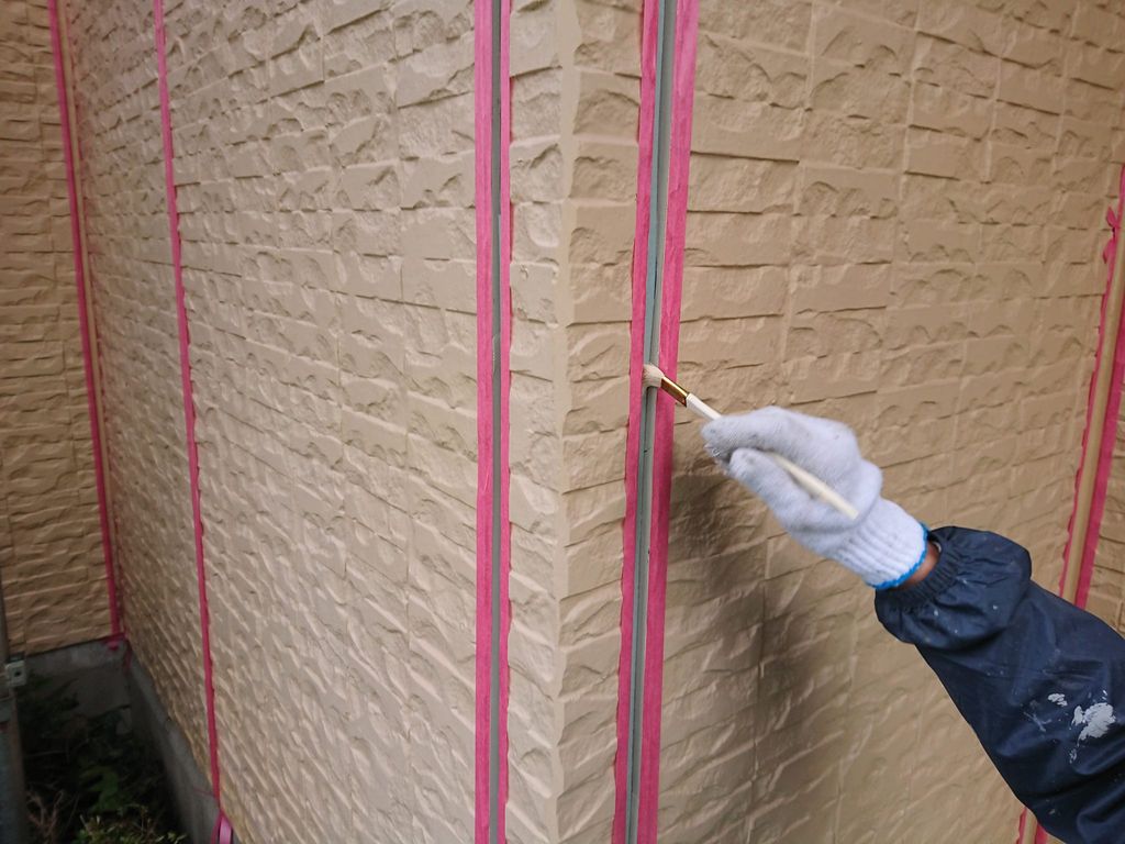 深谷市上柴町東の外壁塗装施工中