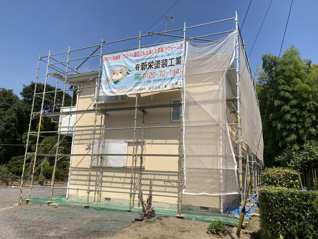 行田市　外壁屋根塗装工事　施工中！