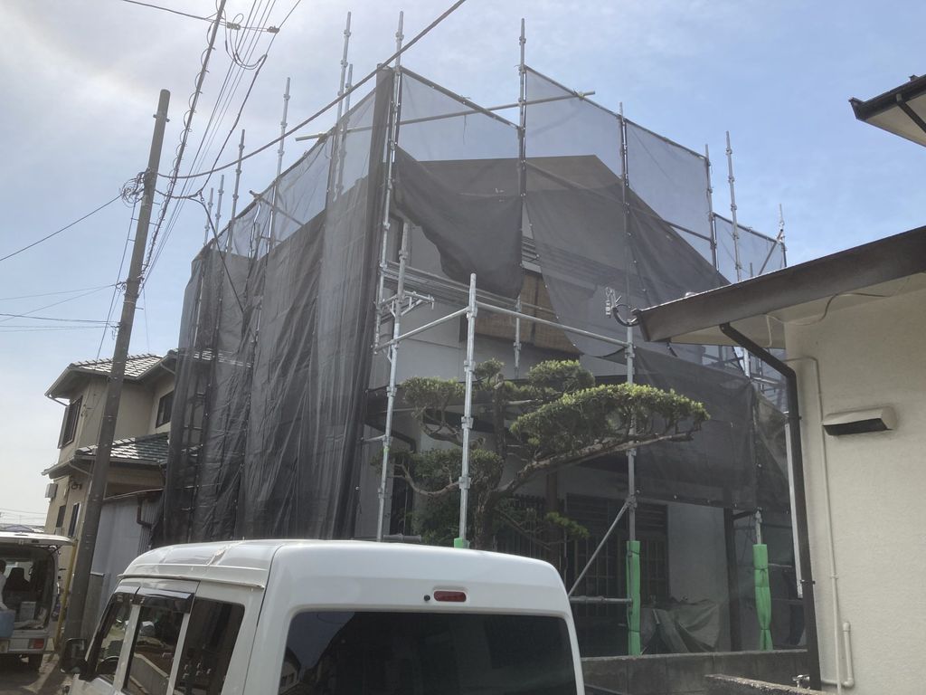 東松山市　外壁屋根塗装　軒天井張替え　ベランダ鉄部補修！