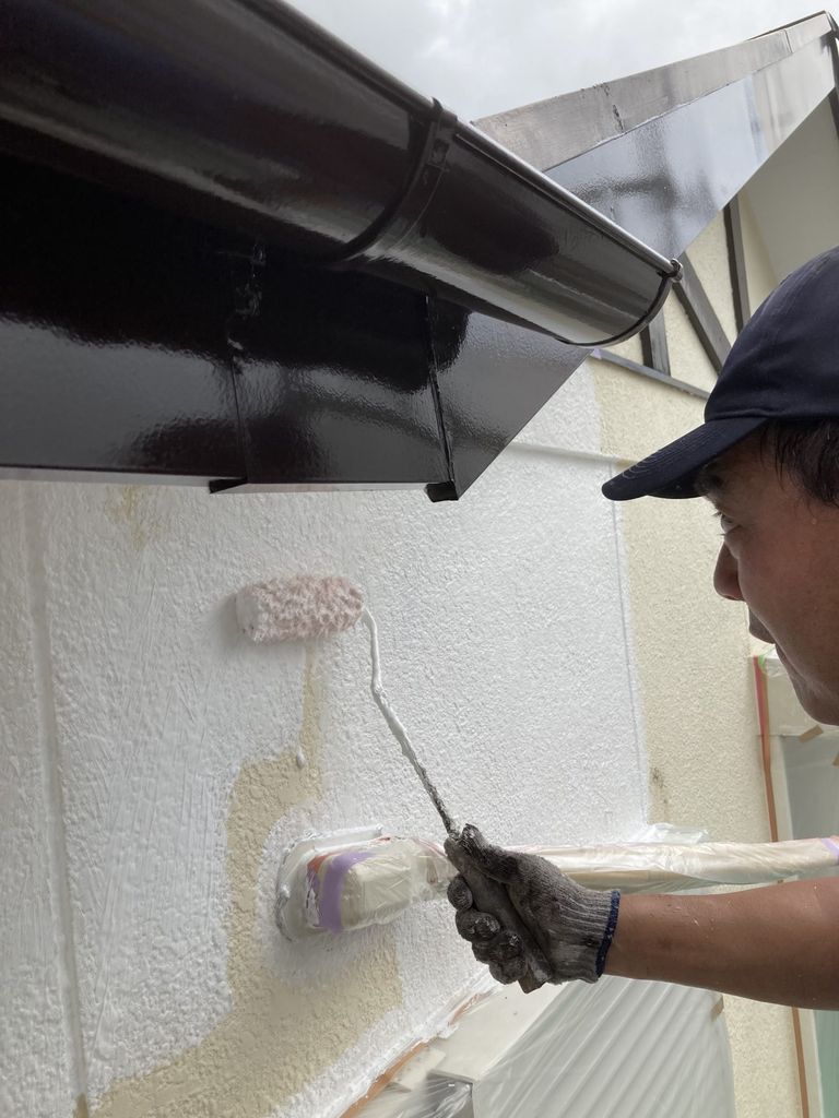 行田市西新町　外壁屋根塗装　施工中